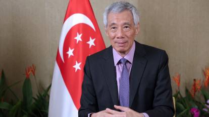 Singapur Başbakanı görevini devrediyor