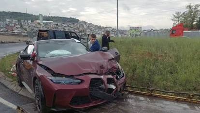 İstanbul'da trafik kazası. 1'i çocuk 6 yaralı