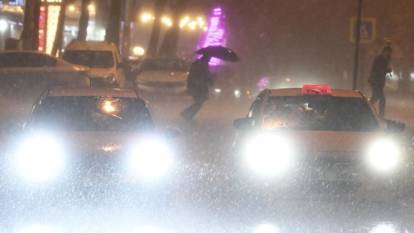 Ankara'da sağanak yağış etkili oldu