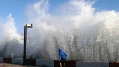 Batı Akdeniz'de fırtına uyarısı: Fethiye-Kumluca arasında dikkat