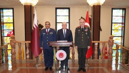 Bakan Güler Katar Genelkurmay Başkanı Korgeneral Al-Nabet'i kabul etti