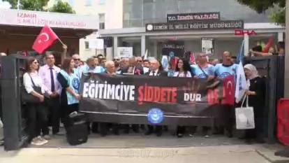 İzimir'de eğitimcilerden şiddete karşı protesto