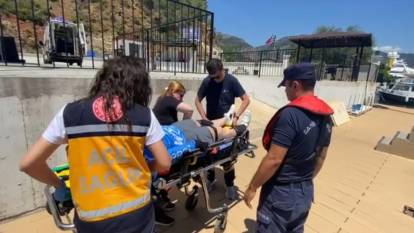 Fethiye açıklarında yaralanan vatandaş sahil güvenlik tarafından kurtarıldı