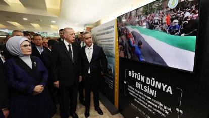Erdoğan Filistin sergisini gezdi