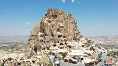 Dünyanın en büyük doğal gökdeleni Türkiye'de