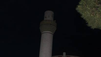 Manisa’da fırtına minarenin külahını uçurdu