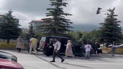 Erzurum’da trafikte 'yol verme' kavgası