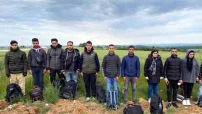 Edirne'de 282 kaçak ile 5 organizatör yakalandı