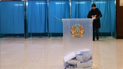 Kazakistan referanduma gidiyor