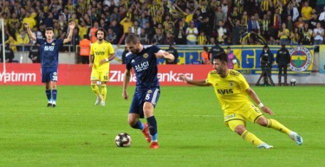 Tarsus İdman Yurdu - Fenerbahçe 1-3 (Maç özeti) - Resim : 1