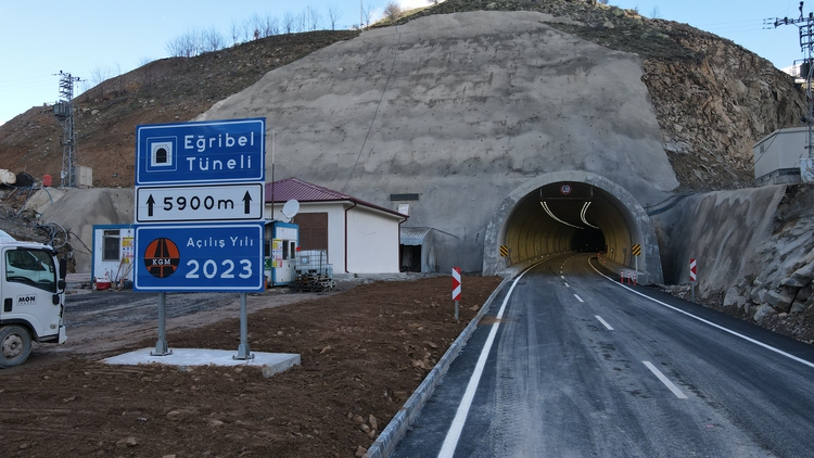 egribel-tunelinin-insasi-tamamlandi-yenicag1.jpg