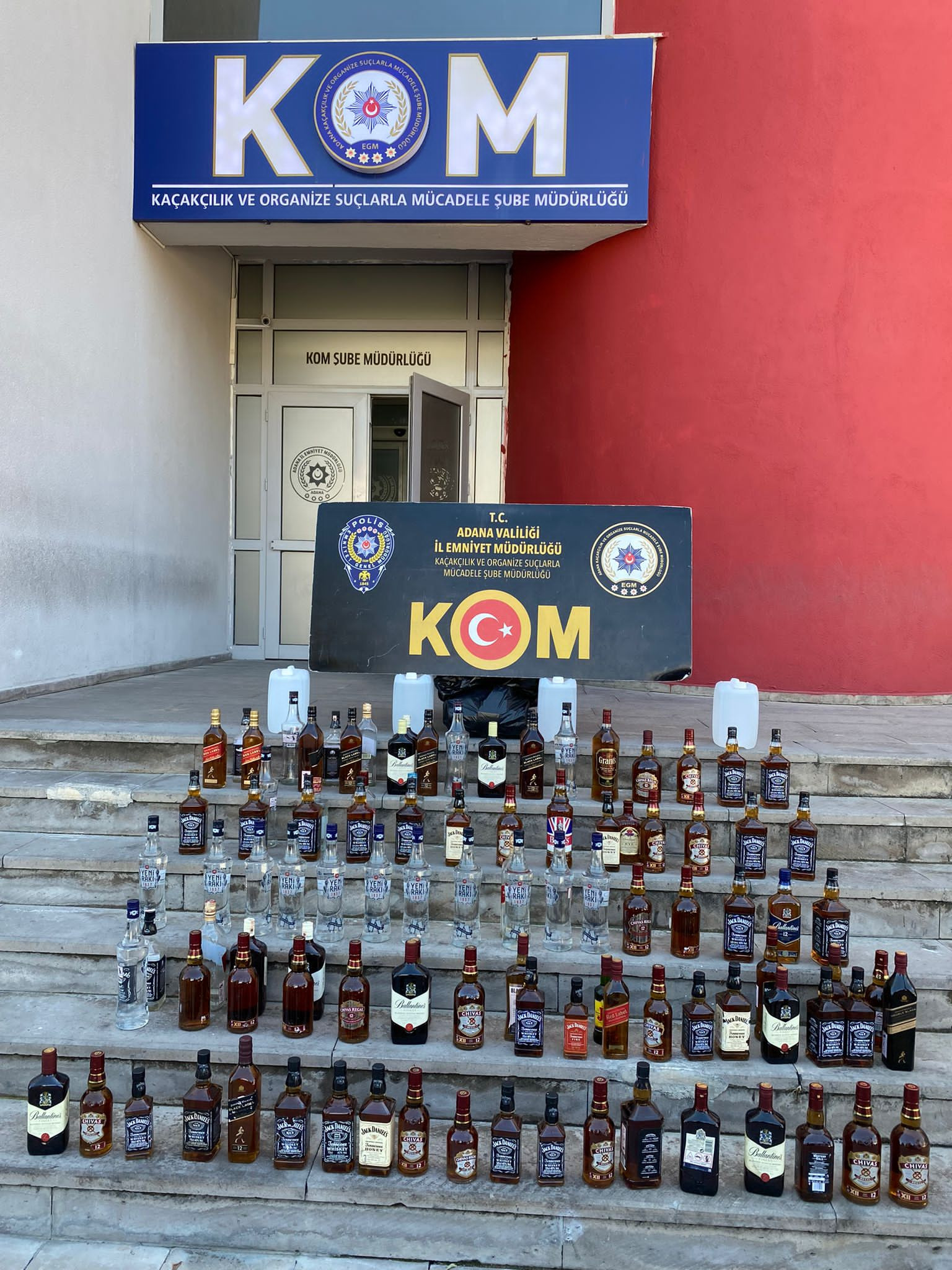 aa-20230504-31039499-31039496-adanada-sahte-icki-ve-kacakcilik-operasyonu.jpg