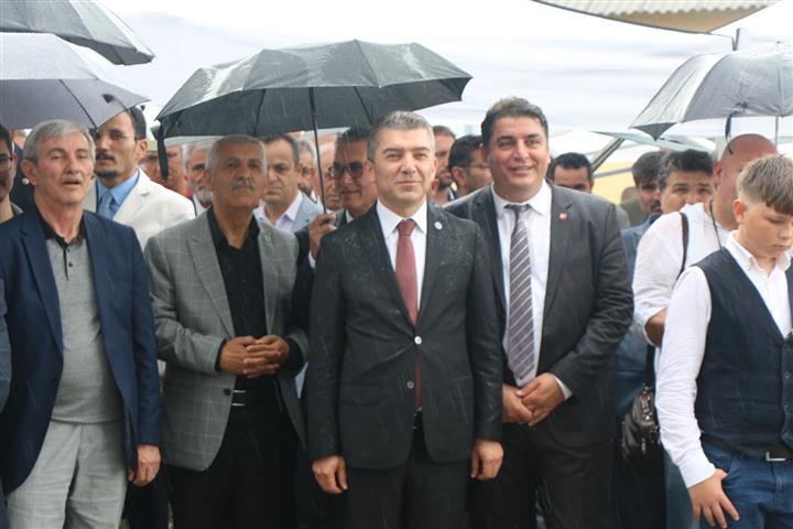 hurriyetci-egitim-sen-genel-merkezi-acildi-2.jpeg