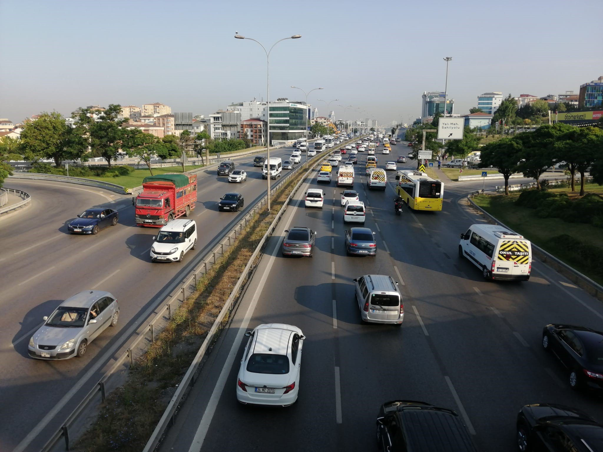 bayram-tatili-sonrasi-istanbulda-trafik-yogunlugu-yenicag.jpg