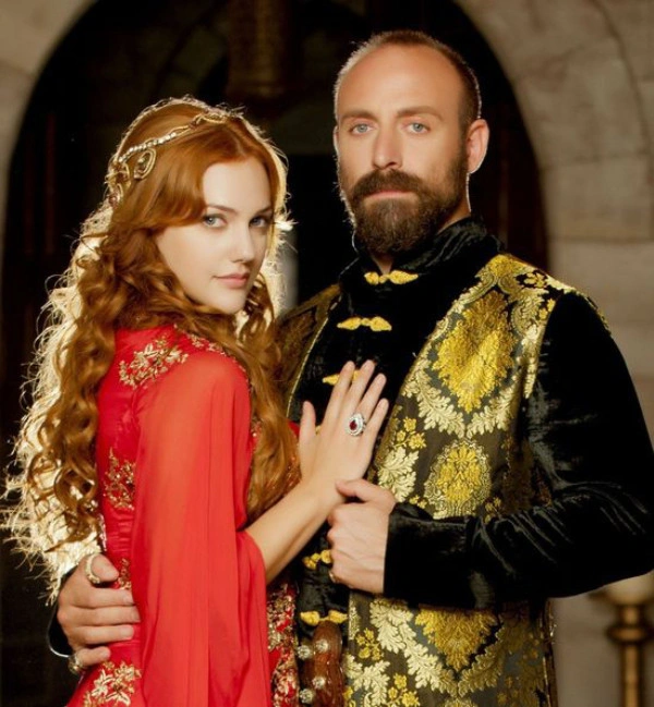 muhtesem-yuzyil-hurrem-suleyman-mfbl.webp