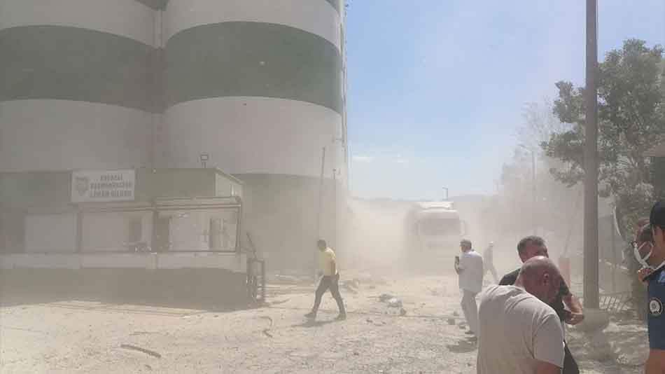 Kocaeli'de TMO silosundaki patlamada bir işçi hayatını kaybetti 1