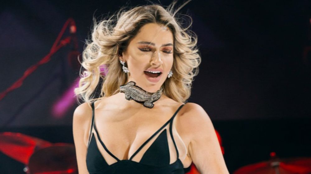 hadise-de-surpriz-aciklama-yeniden-mi-evleniyor-mpovu.png