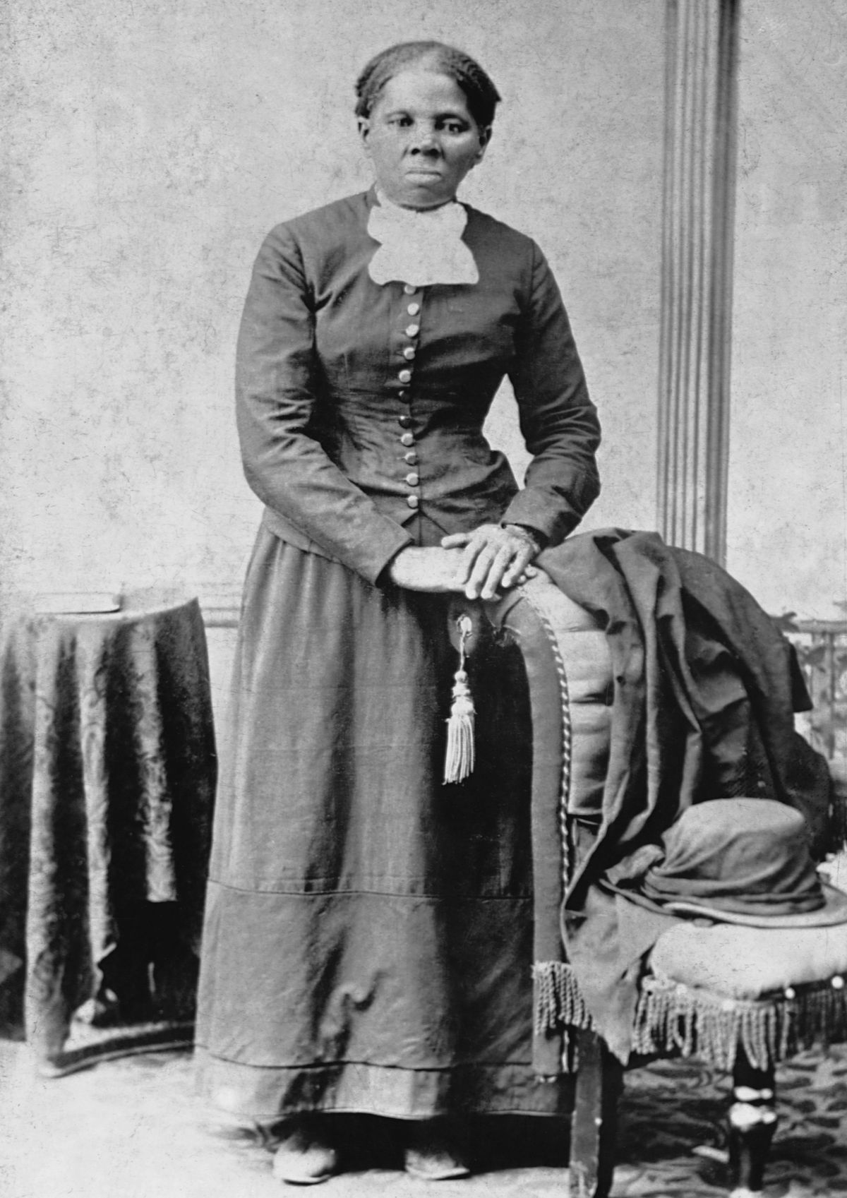 portrait-of-harriet-tubman-tubman-herself-an-escaped-slave-news-photo-1619175272.jpg
