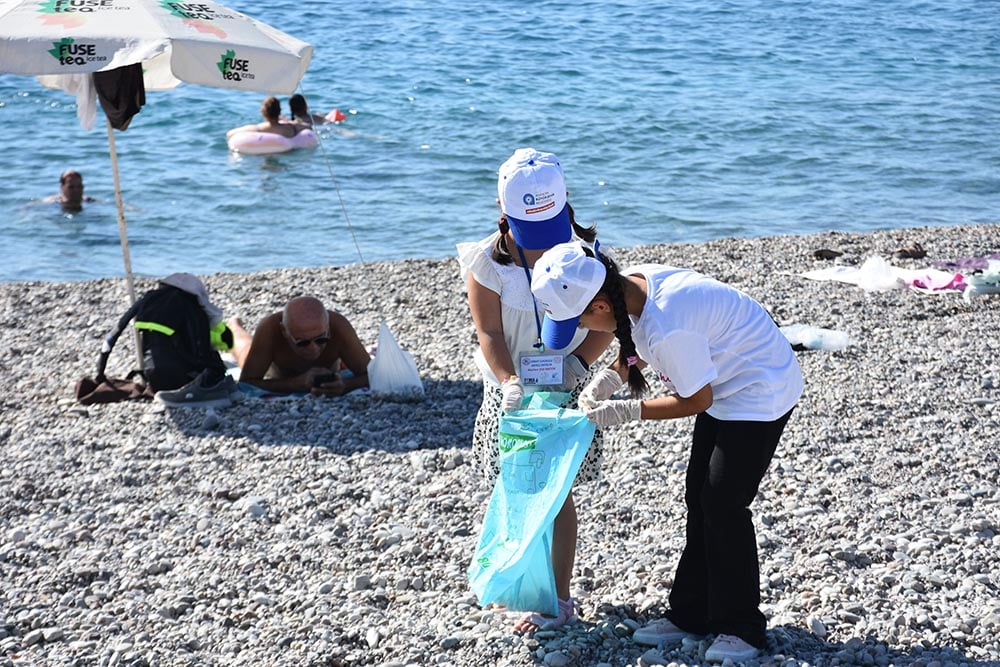 antalyada-kiyi-ve-deniz-dibi-temizligi-yapildi-yenicag-8.jpg