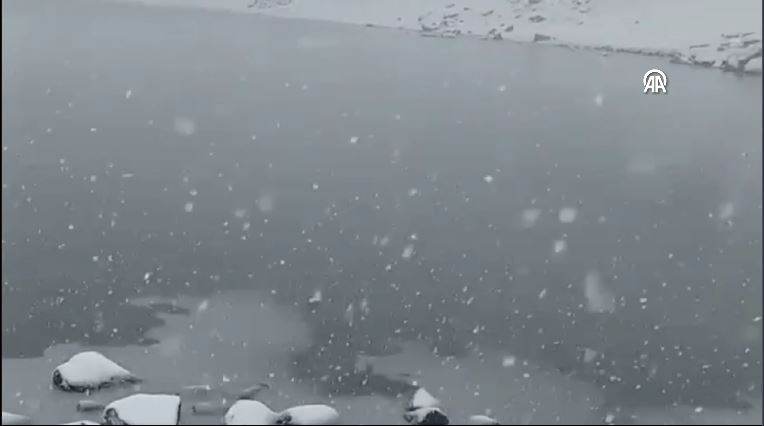 artvinin-yuksek-kesimlerine-kar-yagdi-yenicag6.jpg