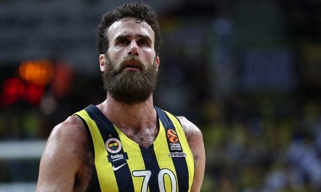 0e41af30-gigi-datome-fenerbahce-625x375.jpg