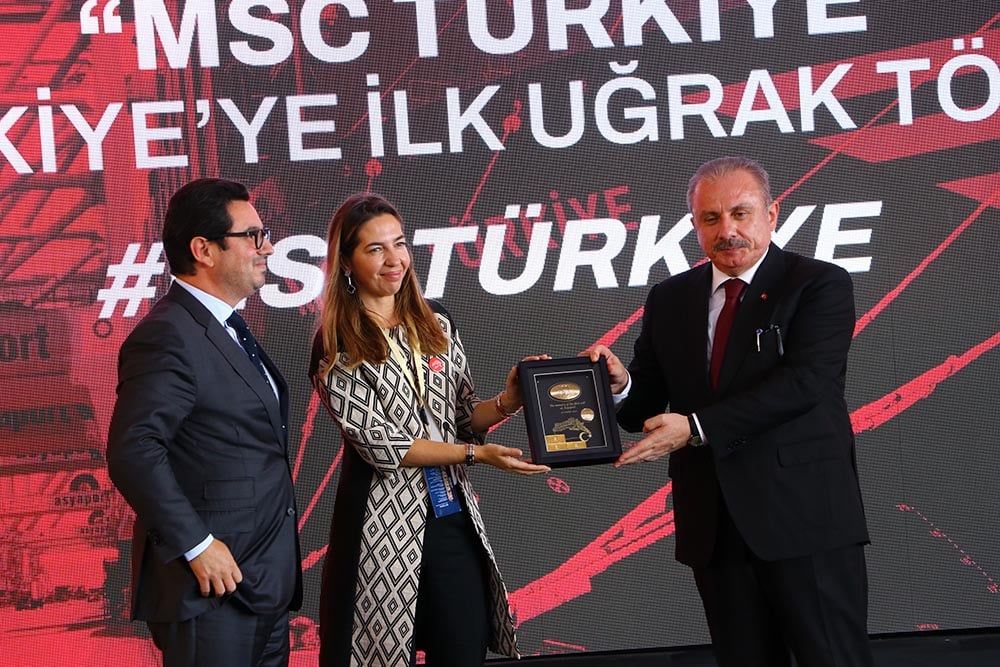 msc-turkiye-tekirdaga-geldi-dunyanin-en-buyuk-konteyner-gemilerinden-yenicag-14.jpg