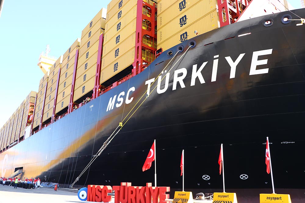 msc-turkiye-tekirdaga-geldi-dunyanin-en-buyuk-konteyner-gemilerinden-yenicag-5.jpg