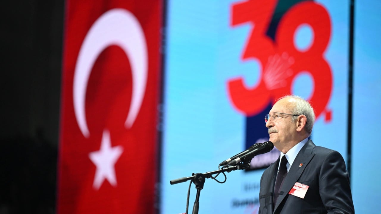 chp-genel-baskani-kemal-kilicdaroglu-konusmayi-unuttu-eve-gitti-70by.jpg