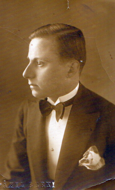 1932-001.jpg