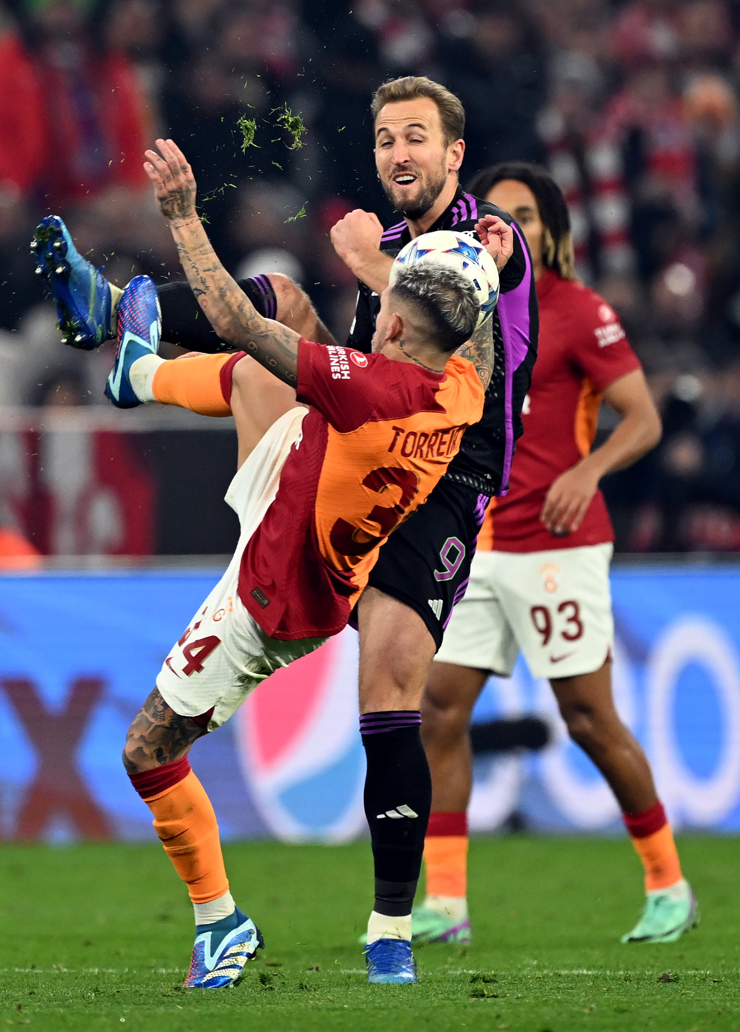 aa-20231108-32751221-32751206-bayern-munih-galatasaray.jpg