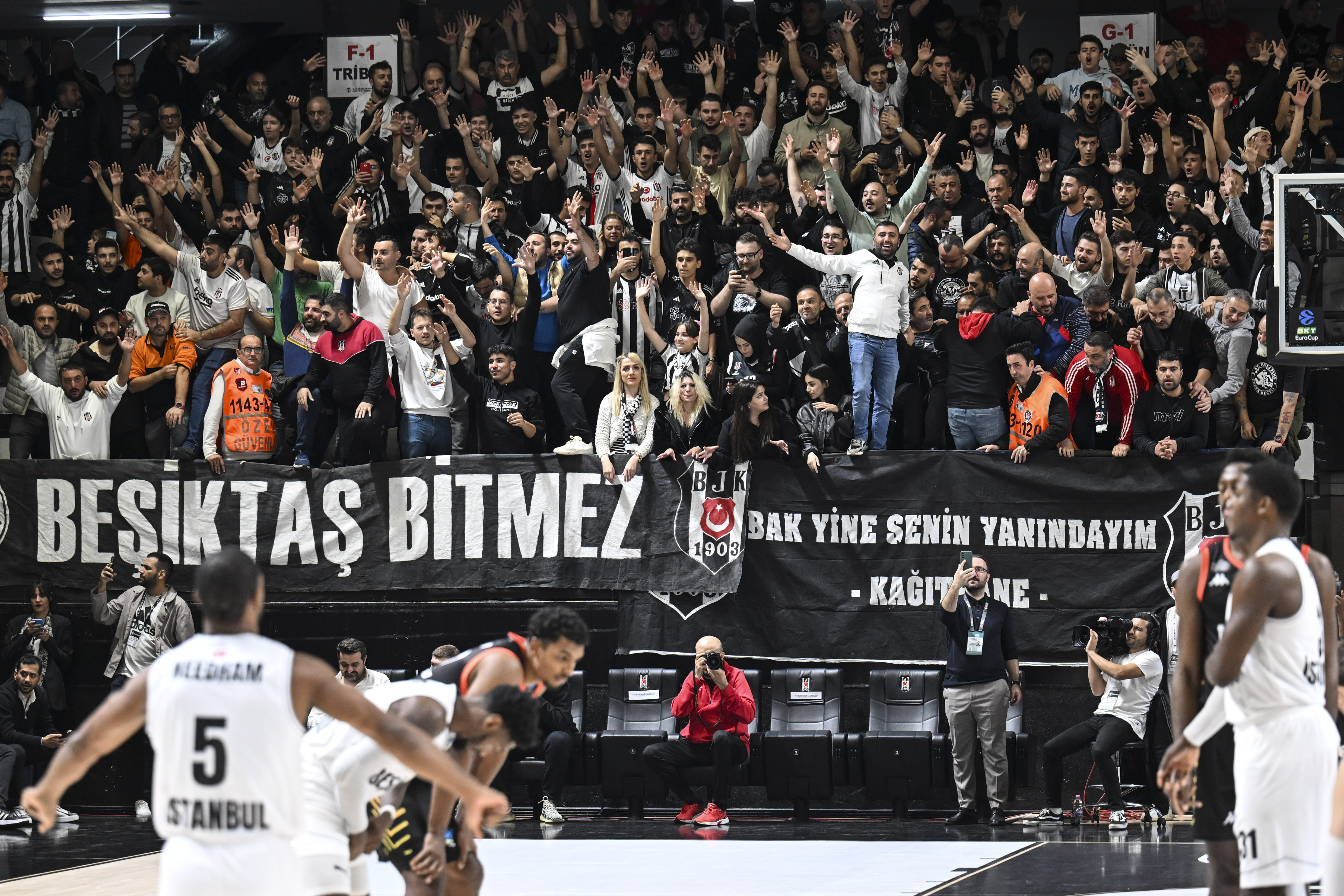 Beşiktaş Emlakjet - London Lions / Press Conference 