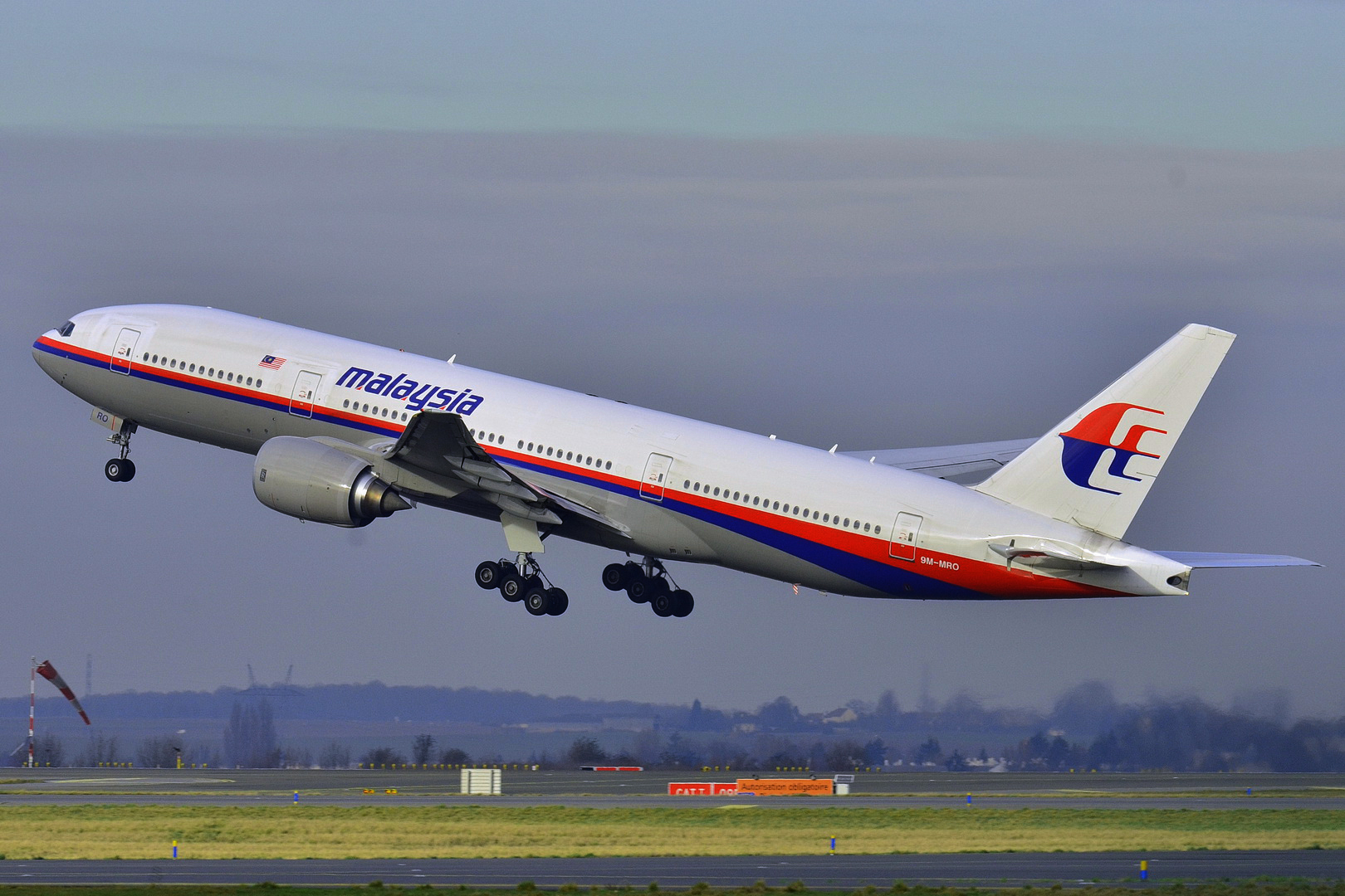 boeing-777-200er-malaysia-al-mas-9m-mro-color.jpg