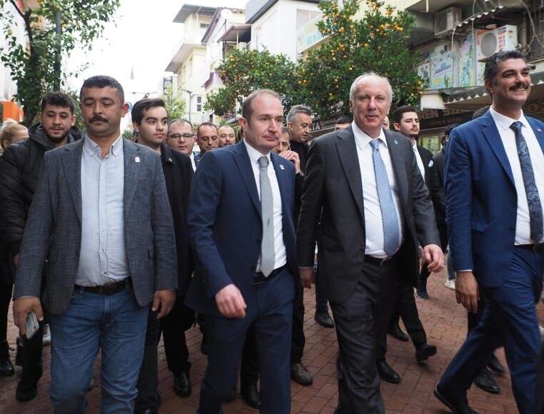 aa-20231216-33201392-33201390-memleket-partisi-lideri-muharrem-ince-nazilliyi-ziyaret-etti.jpg