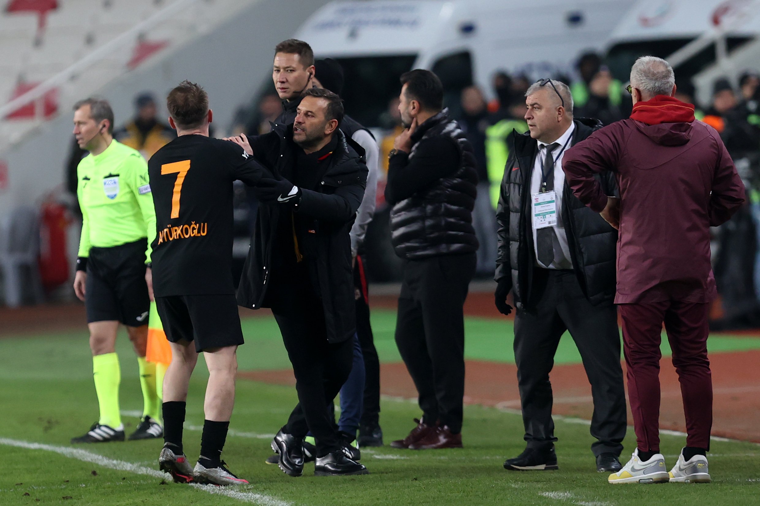 aa-20240111-33413922-33413916-ems-yapi-sivassporgalatasaray.jpg