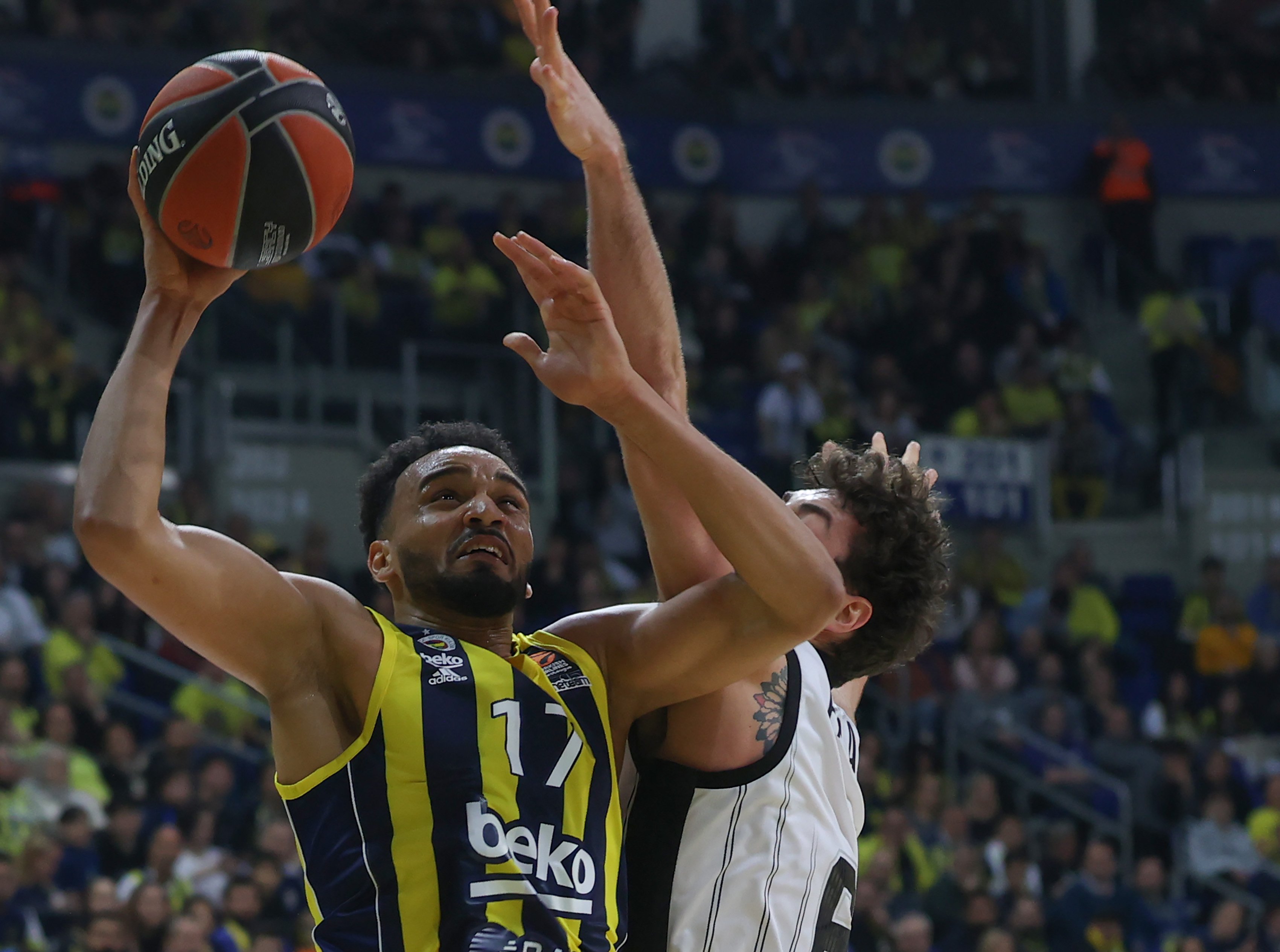 aa-20240125-33531434-33531418-fenerbahce-beko-v-virtus-segafredo-bologna-turkish-airlines-euroleague.jpg