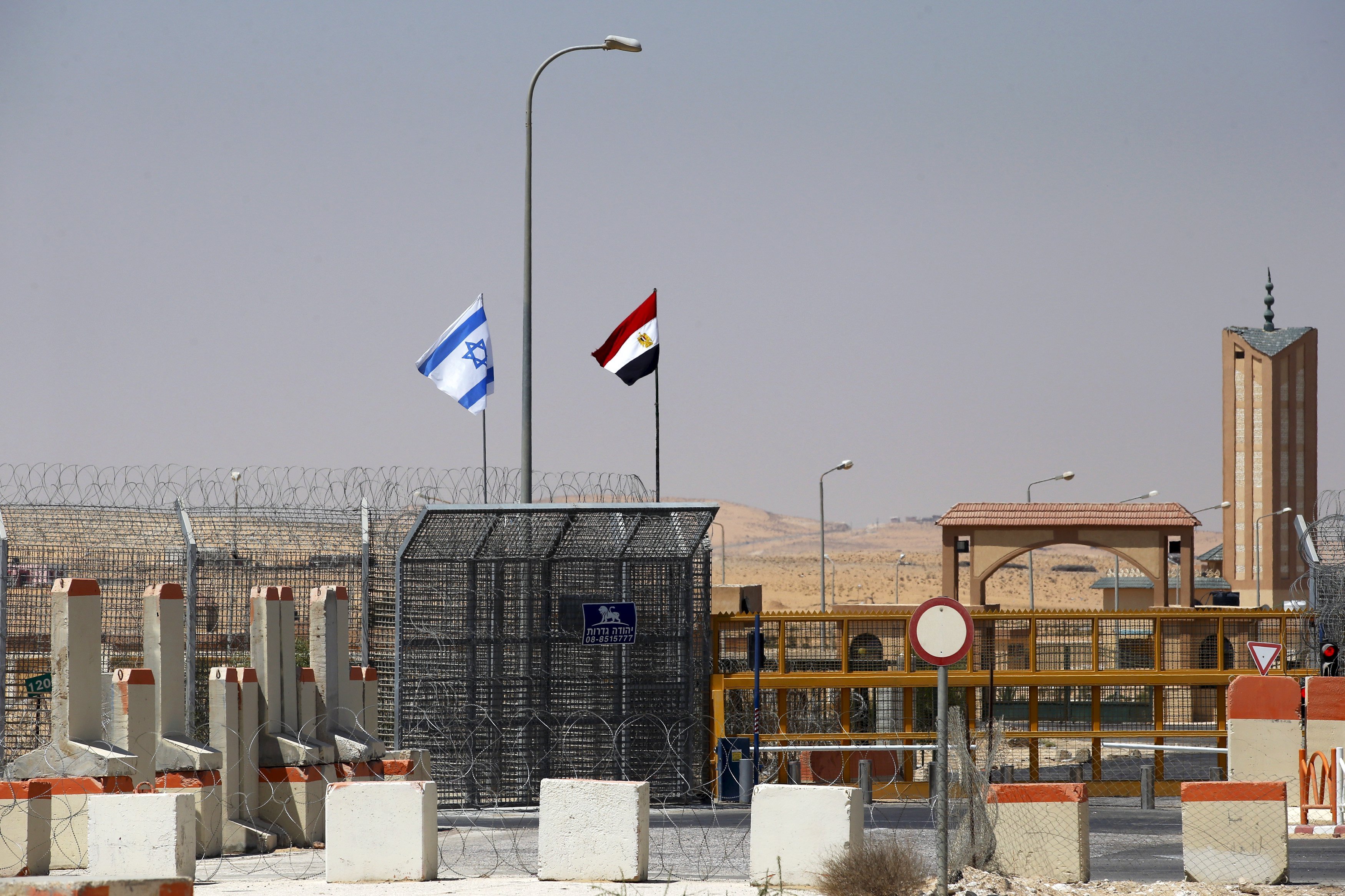 2015-11-12t123150z-1458042478-gf20000056297-rtrmadp-3-israel-egypt-sinai-peacekeepers.jpg