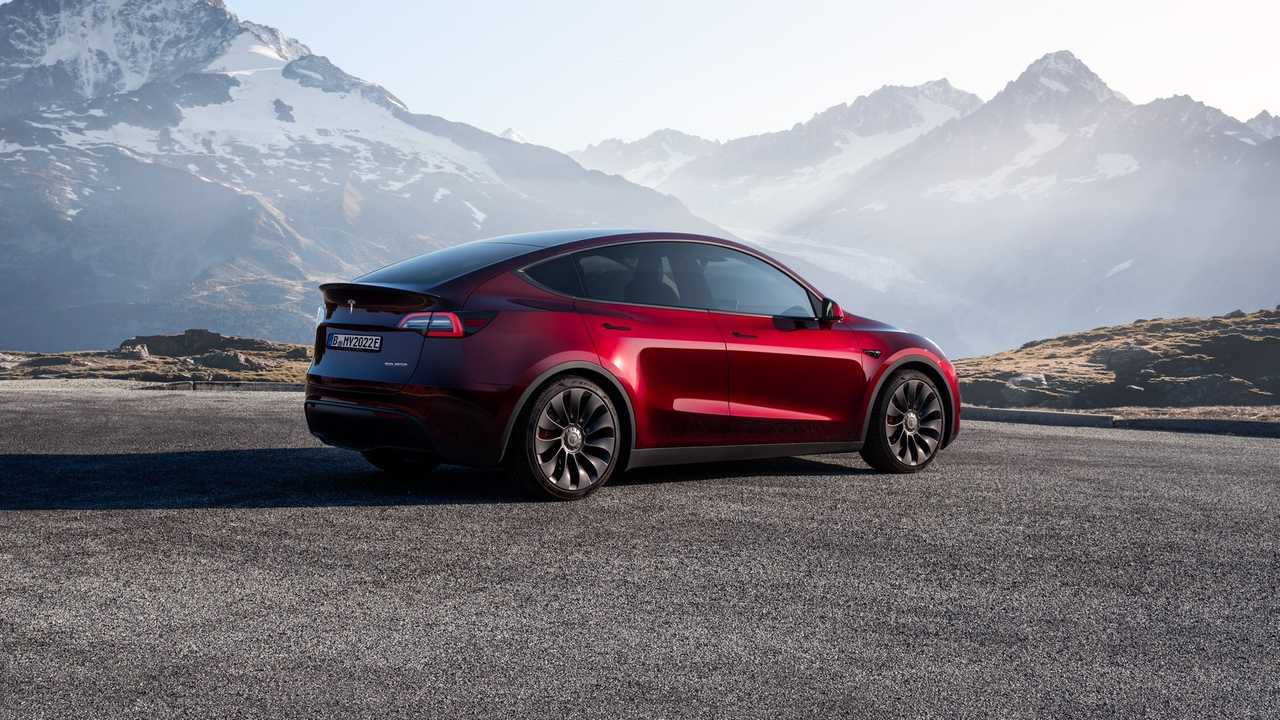 tesla-model-y-in-midnight-cherry-red-multi-layered-paint.jpg