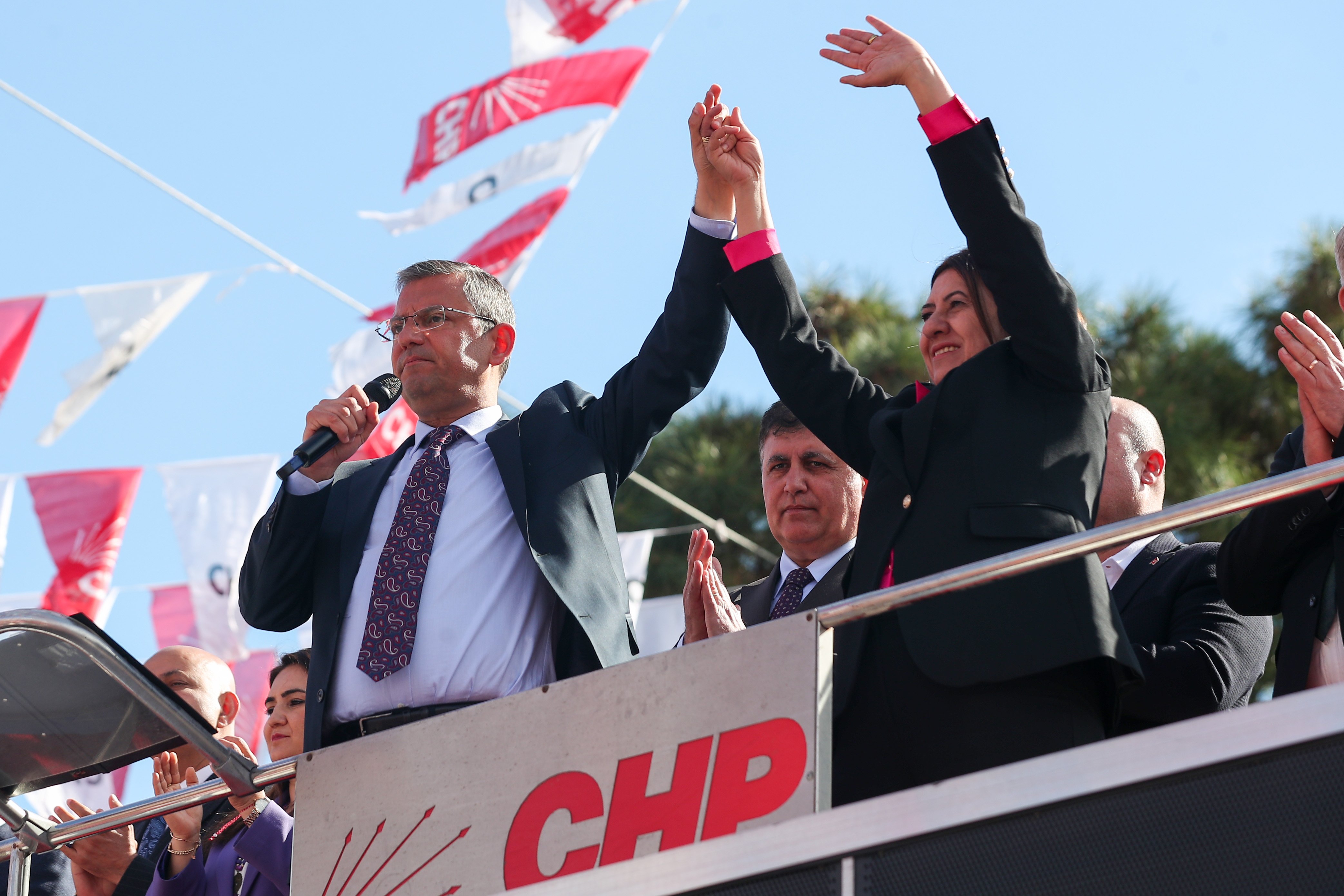 aa-20240324-34084540-34084539-chp-genel-baskani-ozel-izmirde.jpg