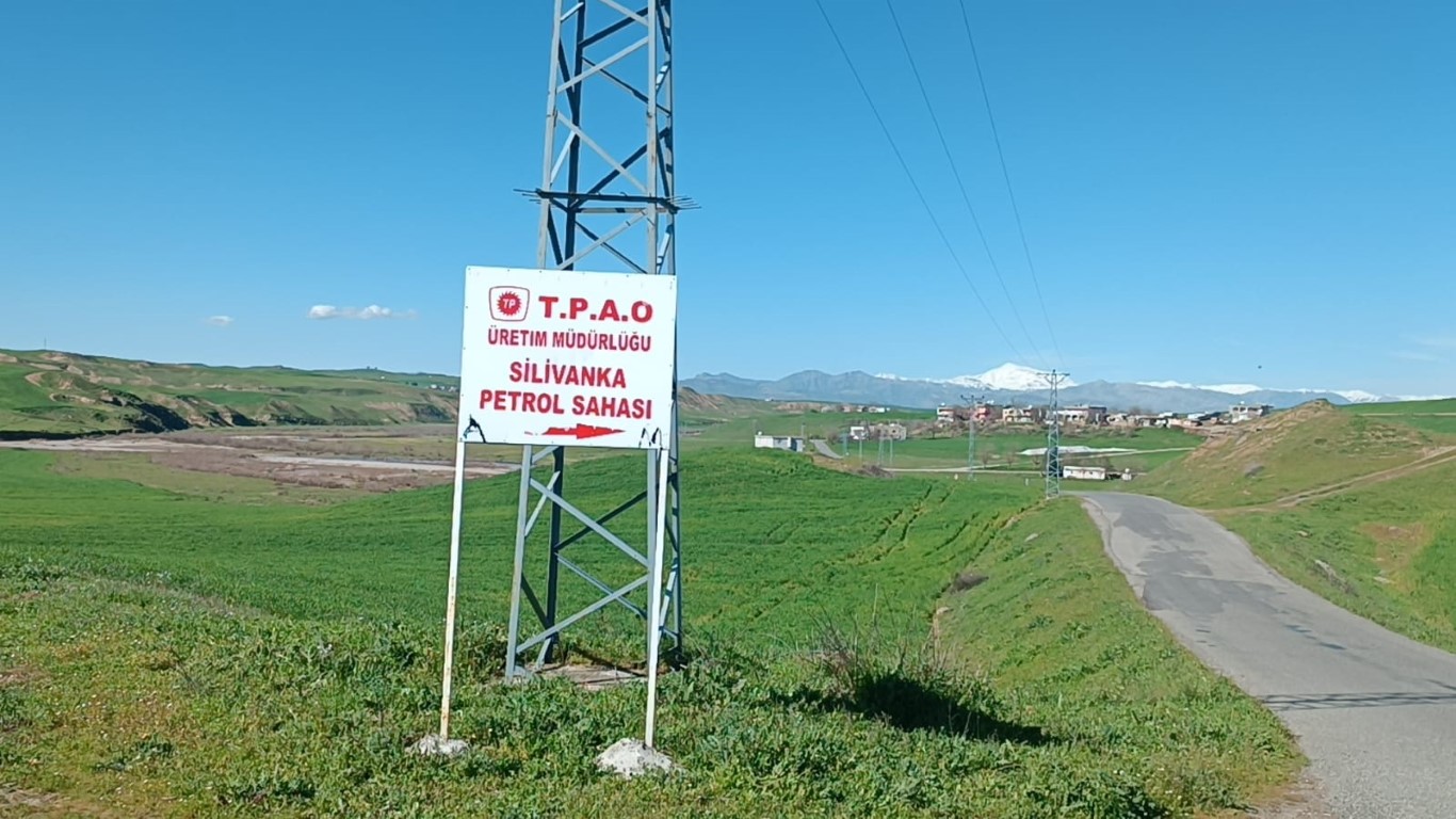 batmanda-boru-hattindan-sizan-petrol-de-35013-10.jpg