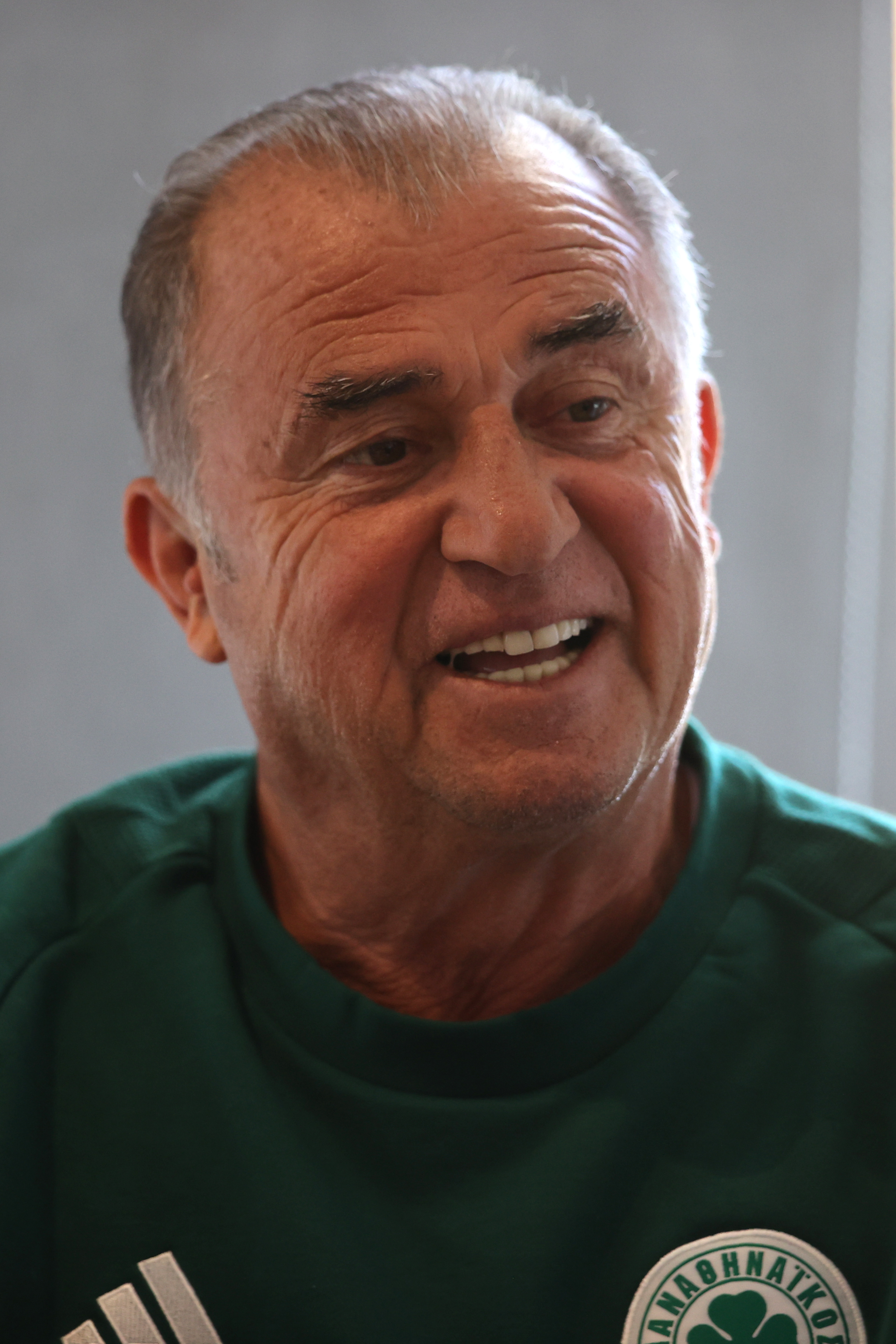 aa-20240411-34246532-34246529-head-coach-of-panathinaikos-fatih-terim-meets-with-journalists-in-athens.jpg