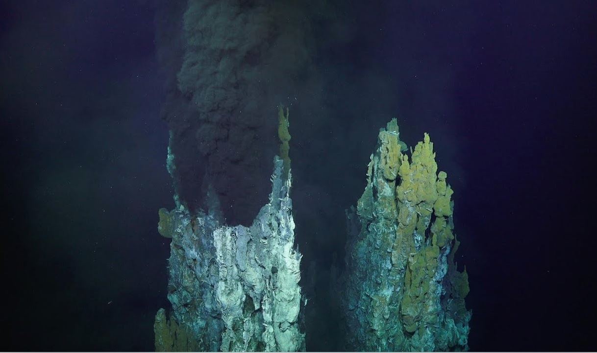 rastlantiyla-gerceklesen-kesiflerden-biri-hidrotermal-bacalar-yenicag-7.jpg