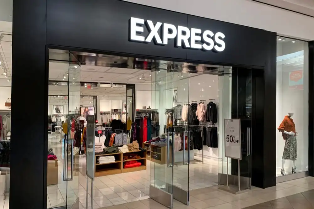 express-tim-baxter-retail-earnings.webp