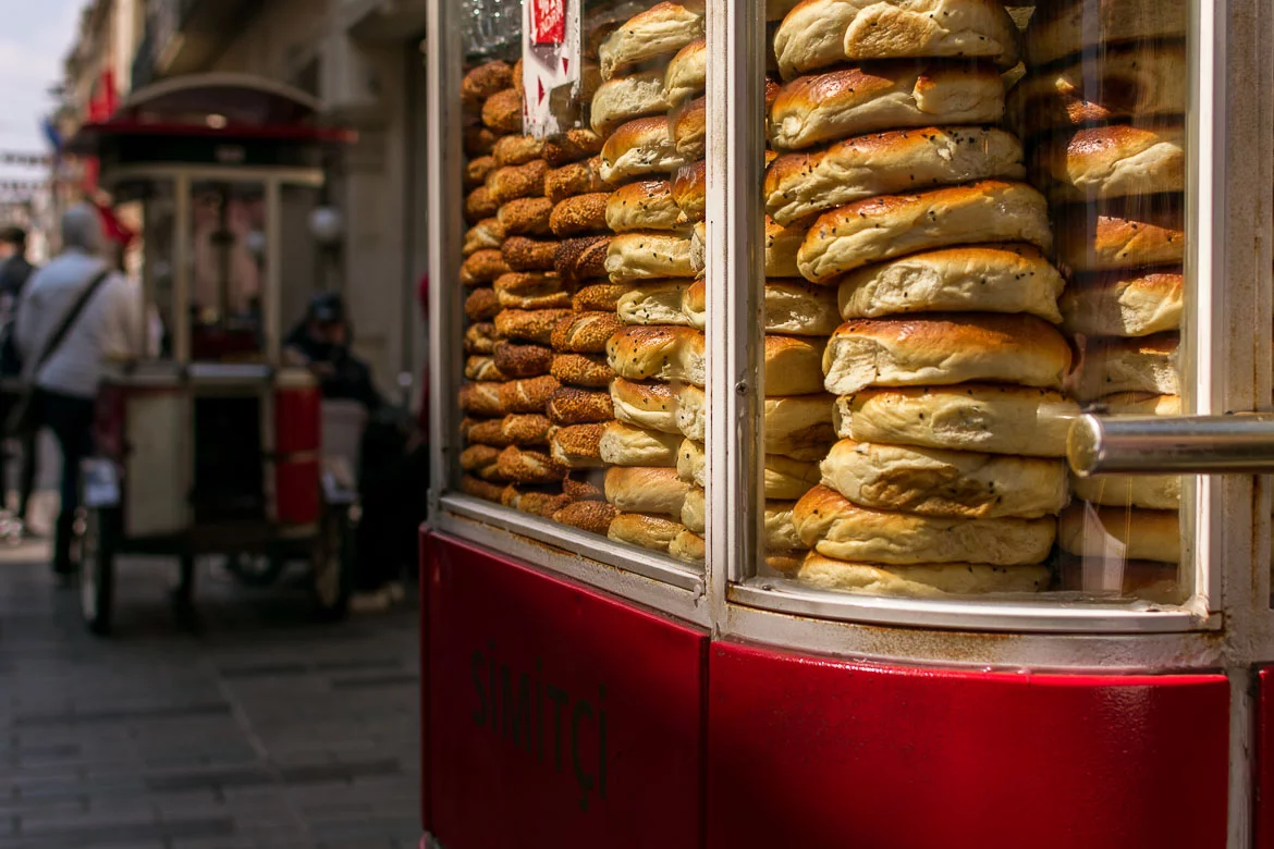 food-tour-in-istanbul.webp
