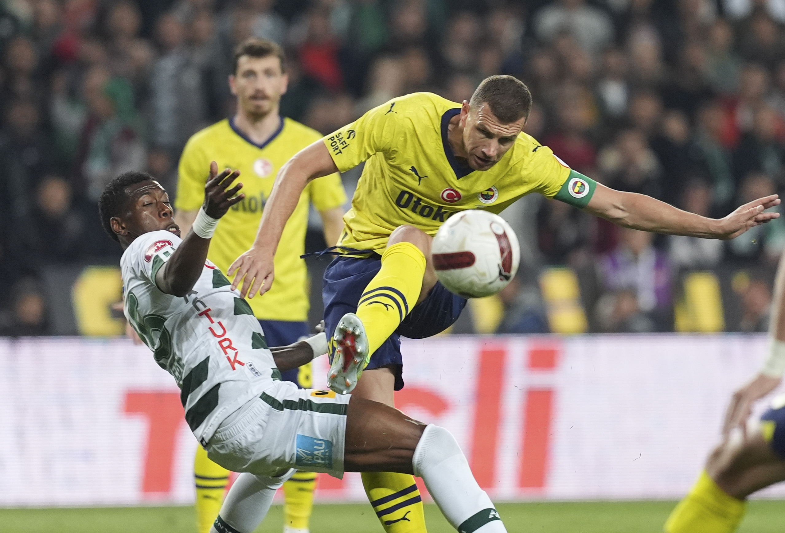 aa-20240506-34481904-34481903-tumosan-konyaspor-v-fenerbahce-turkish-super-lig.jpg