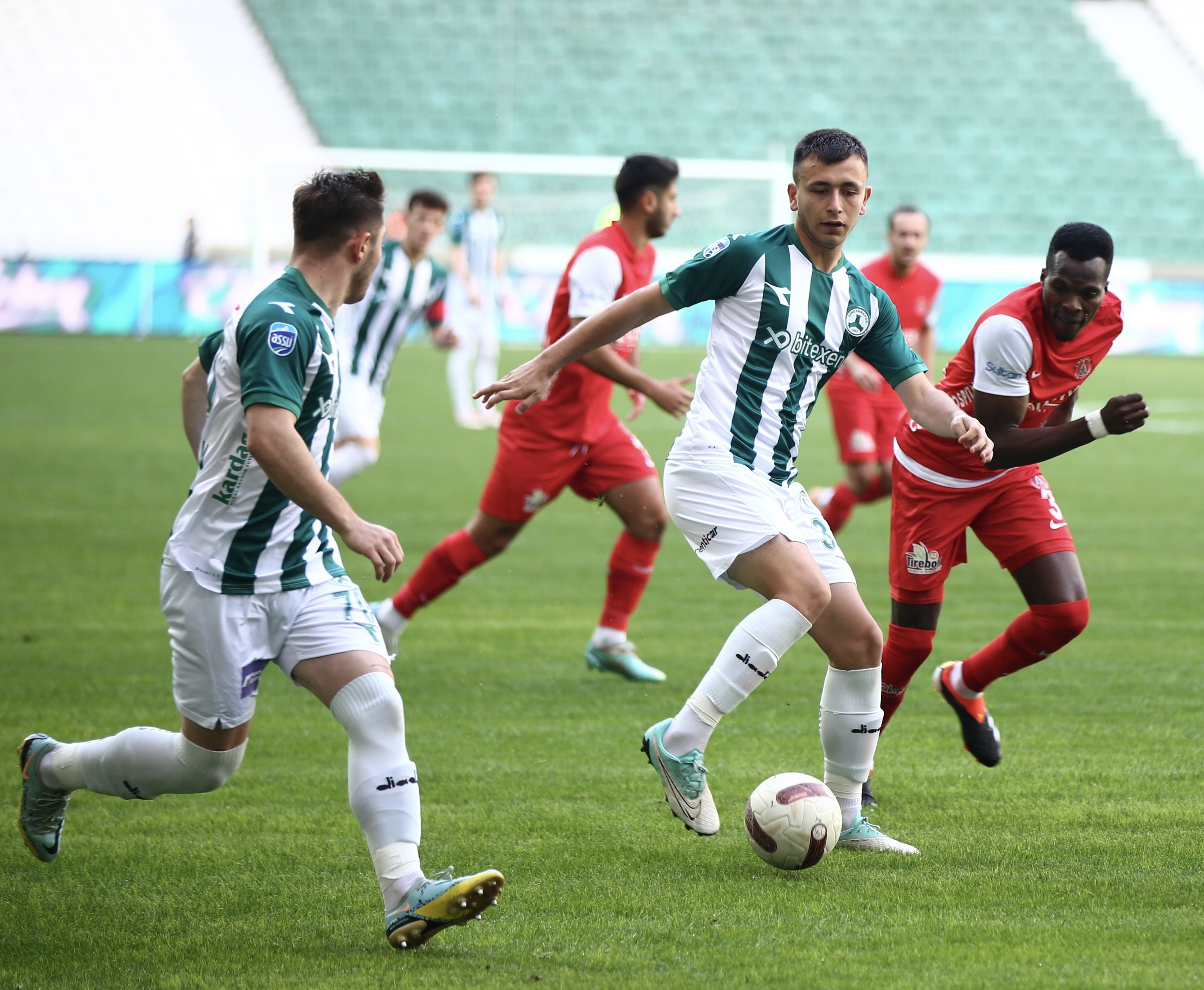 aa-20240510-34525344-34525340-bitexen-giresunspor-umraniyespor.jpg