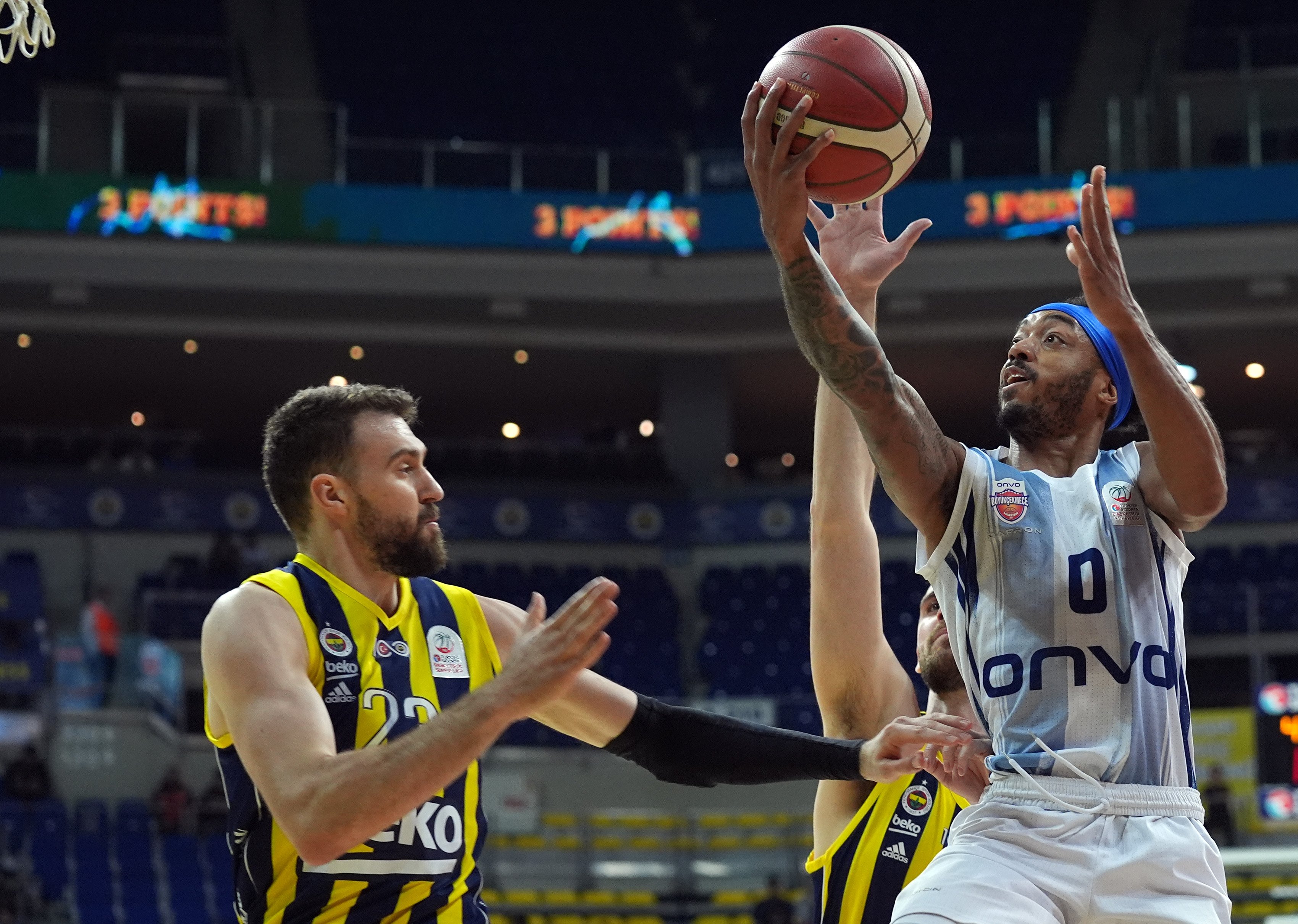 aa-20240513-34553649-34553644-fenerbahce-beko-onvo-buyukcekmece-basketbol.jpg