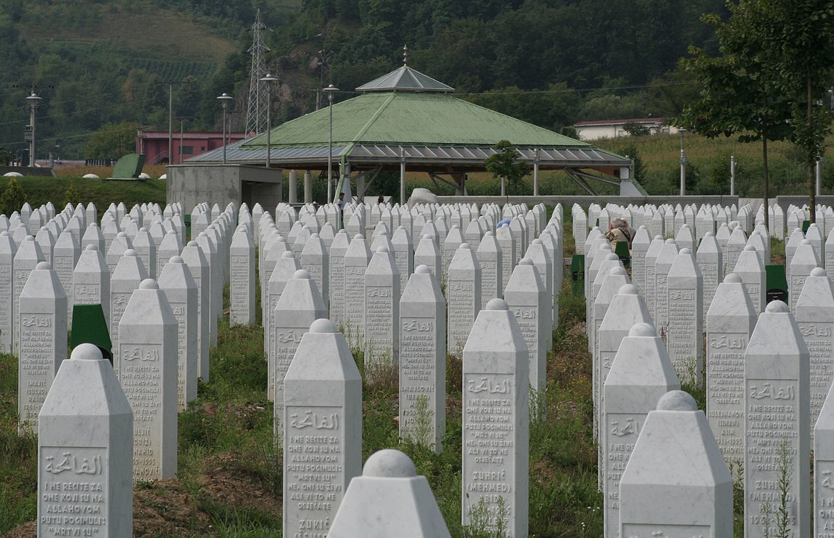 srebrenica-potocari-memorial-center-2008.jpg