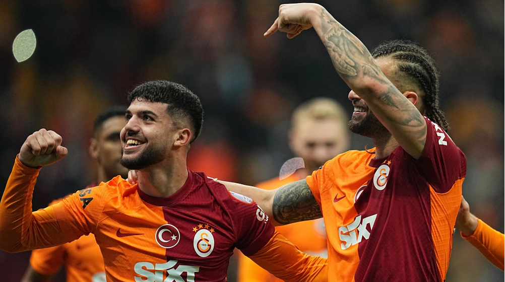 eyup-aydin-galatasaray-2023-2024-1704705469-125754.jpeg