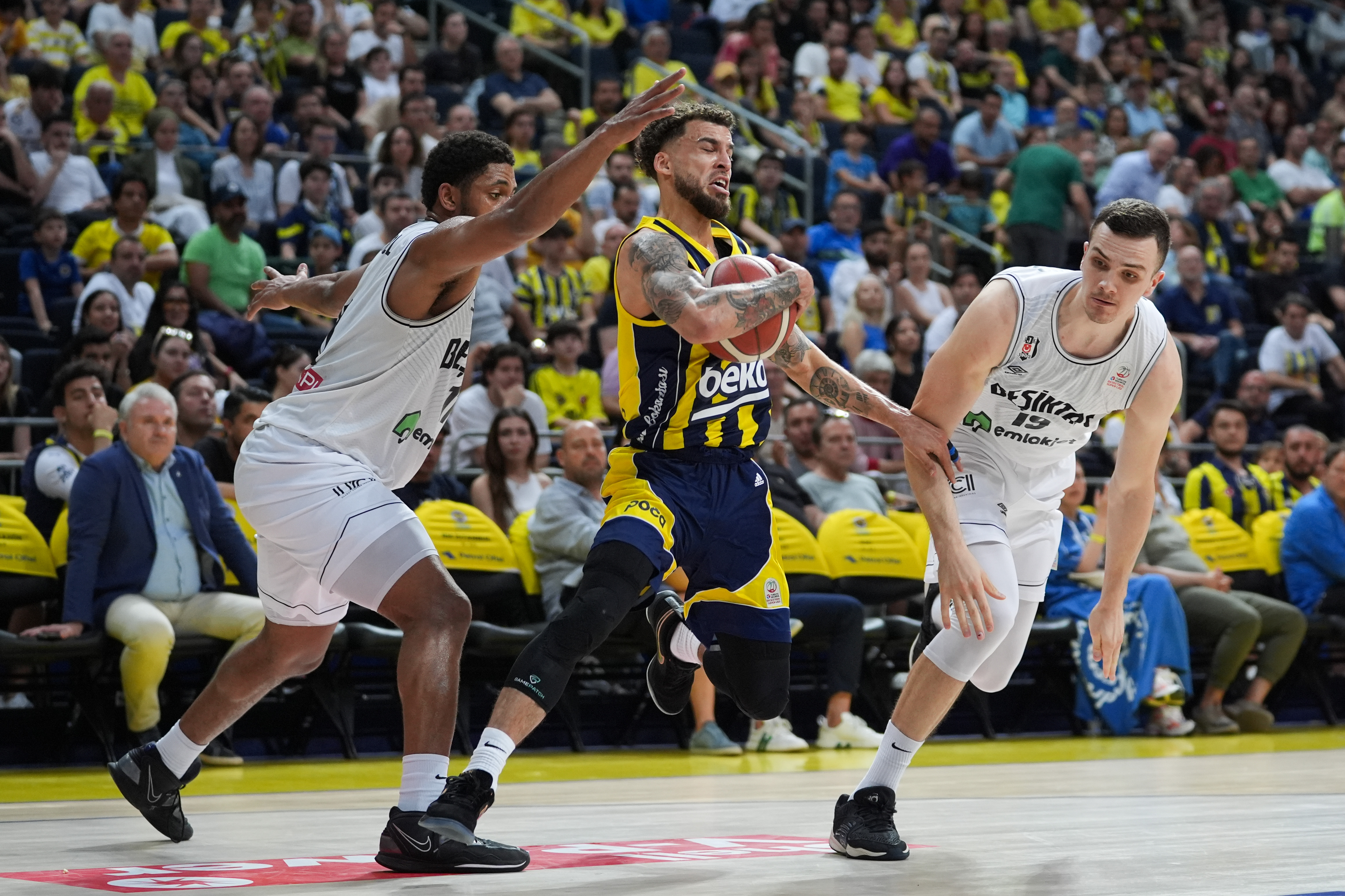 aa-20240601-34750835-34750829-fenerbahce-beko-besiktas-emlakjet.jpg