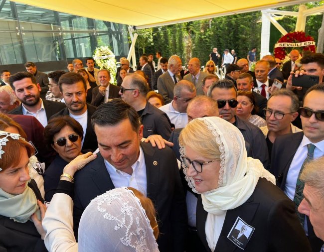 aksener1.jpg